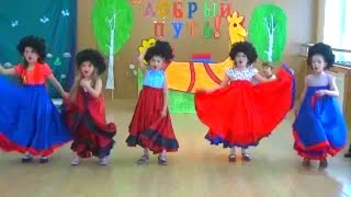 Частушки Бабок Ёжек Детские песни Выпускной в детском саду Children's song Голос дети Танцы