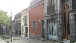 Paseando por montevideo uruguay,barrio la comercial (part 2)