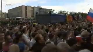 Митинг и лозунги на Тверской в Москве Протест людей против коррупции и власти в России