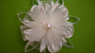 Нежный Бант в Школу. Красивый Цветок из Органзы. Своими руками. Kanzashi. DIY. Tutorial.