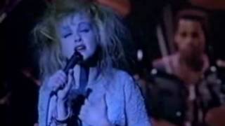 Cyndi Lauper - All Through The Night  Live sub español