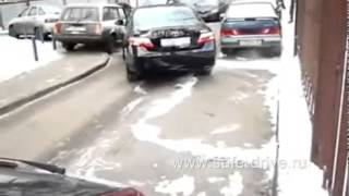 Онлайн обучение вождения автомобиля Параллельная парковка