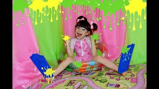 Мария приготовила ГИГАНСКИЙ СЛАЙМ ! Диана ВСЕ ИСПОРТИЛА !