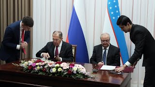 Подписание соглашений между главами МИД России и Узбекистана