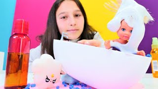 Banyo yapma oyunu. Steffie bitleniyor! Kızlar için yeni videoları