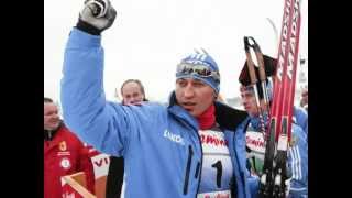 Российский лыжник Александр Легков победил в марафоне