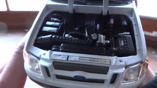 Review of 1/18 Ford Explorer Sport Trac by Maisto (HD)