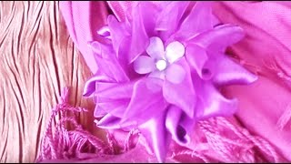 Брошь из атласных лент . Брошь с цветами из лент. Мастер класс канзаши