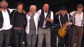 Jethro Tull's Ian Anderson - Locomotive Breath - Isle of Wight Festival 2015 - Live