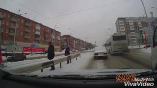Неуправляемый автобус) ДТП не произошло