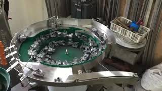 齒輪五金送料機-零組件整列定向自動篩選,五金零件整列定向送料機,-冠富精密