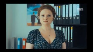 Аудитор в т/с "Саша Таня " Татьяна Олеговна - роль исполняет Марина Барсукова