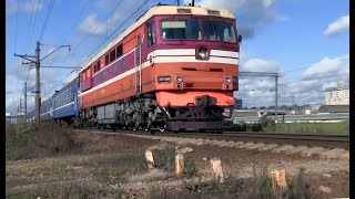 Тепловоз ТЭП70-0049 с поездом Санкт-Петербург — Брест