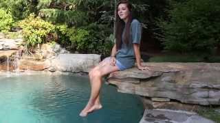 Hey Brother covered by Savannah Stewart