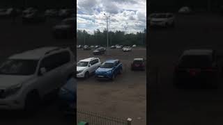 Стоянка автомашин возле ЖК новая звезда