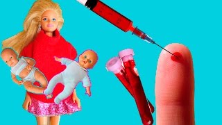 Беременная Барби в больнице! Начинаются роды! Сдаем кровь из пальца и встречаем новорожденных