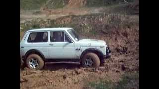 lada niva 4x4 off road