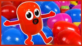 Живая капсула. ОГРОМНЫЙ киндер сюрприз. 100 киндеров. Мультик. Kinder Surprise.