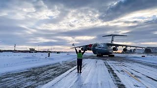 Прибытие российских миротворцев из состава КМС ОДКБ на аэродром Восточный