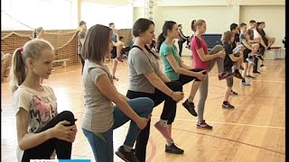 Сильнейшие атлеты Карелии провели урок физкультуры в петрозаводской школе