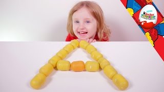 [JOUET] 15 surprises Kinder Surprise avec Athena ! - Studio Bubble Tea unboxing Kinder Surprise