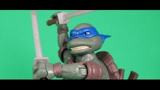 TMNT Classics 1990 Movie Figures: Painting New Mask/Eyes on Leonardo