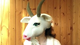 Как сделать маску Козы. Конструирование из поролона.