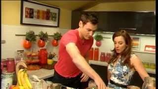In the kitchen with David Gillick - 1st May 2014 | Ireland AM