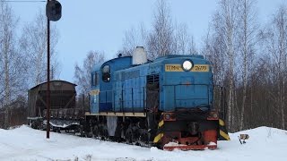 ТГМ4А 2699 на заметённом снегом пути. Падающий с колёс снег. Прибытие на разъезд.
