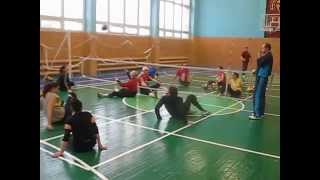 Тренировка паралимпийской сборной Украины по волейболу сидя