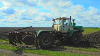 56,57-Д.(2С.).Переезжаем пахать на Т-150К,МТЗ-1221 по пырею чизелями