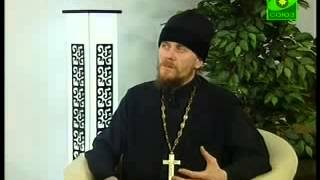 Отмечать ли православному Новый год. Беседы с батюшкой, декабрь 2010 г.