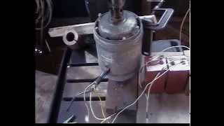 Трехфазный генератор из асинхронного двигателя. _The three-phase generator of an asynchronous motor.