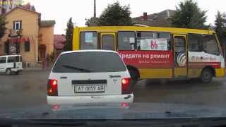 ДТП. Оборзілий таксист тікає з місця пригоди.