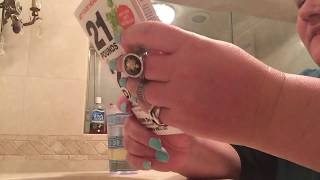 21 Pounds in 21 Days The Martha's Vineyard Diet Detox by Roni DeLuz, RN, ND, Ph.D. with James Hester