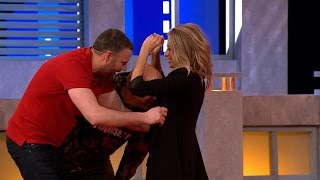 Tijl geniet van Shelly - DE GROTE IMPROVISATIESHOW