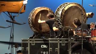 GARETH FARR: Concerto for Percussion and Orchestra