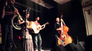 Gavotte d'Alzen - Trio Loubelya feat. Pedro Prata