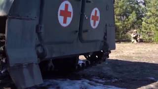 Евакуація поранених з поля бою і надання першої медичної допомоги
