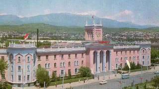 Таджикистан. г. Душанбе.Легендарная площадь им.Садриддина Айни.