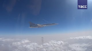 Видео нового удара самолетов ВКС по объектам боевиков в Сирии