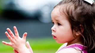 How to Photograph and Edit Candid Kid Photos
