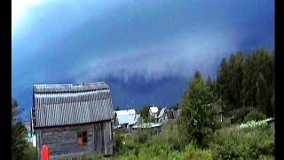 Страшная гроза в пятницу 13 июля 2007   A terrible storm on Friday July 13, 2007 in Russia