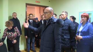 09 11 2017 Александр Бречалов встретился с жителями дома, пострадавшего от обрушения в Ижевске