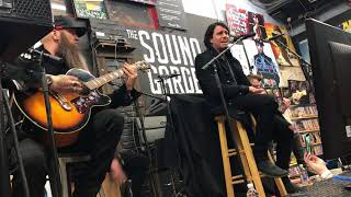Three Days Grace "Pain" (Acoustic) @ The Sound Garden