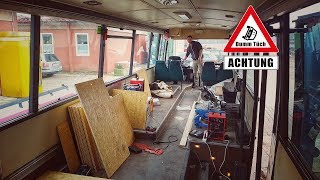 Bus wird zu Wohnzimmer Teil 1 - Boden verlegen | Dumm Tüch