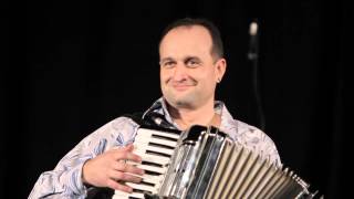 Аккордеонист Юрий Тертычный - вальс "Домино", музыка - Louis Ferrari.
