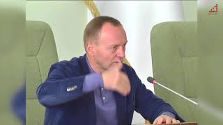 Сходи, що впираються в Апеляційний суд,  зі "стометрівки" зникнуть