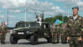 День ВДВ отметила в Витебске на площади Победы 103 ОМБр