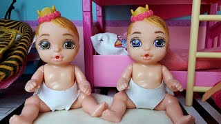 Morning Baby Born Surprise dolls and Barbie mom I How to play with Barbie - Play dolls baby room